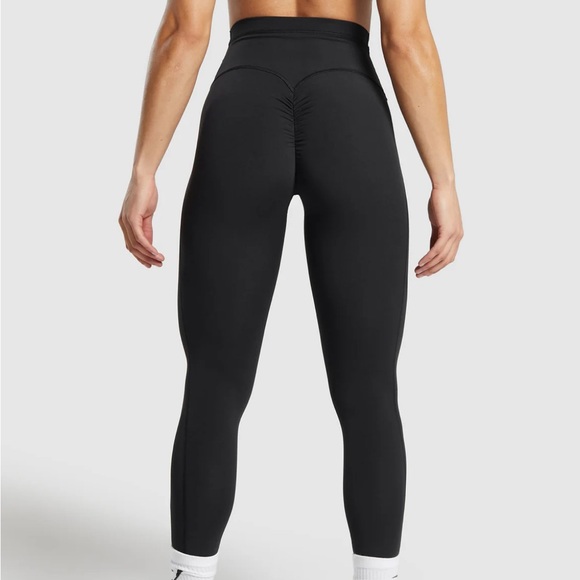 Gymshark black leggins size M - Picture 2 of 2